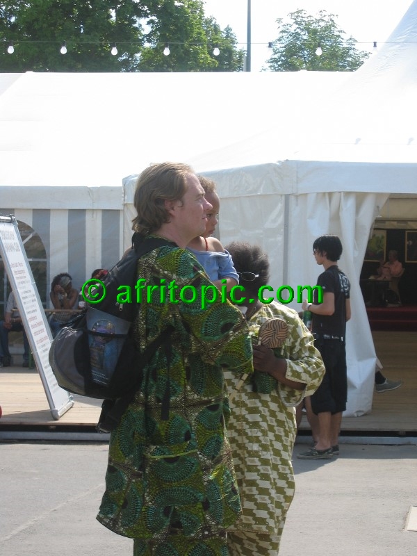 ../Images/AfricaFestival-27-28May05 251.jpg